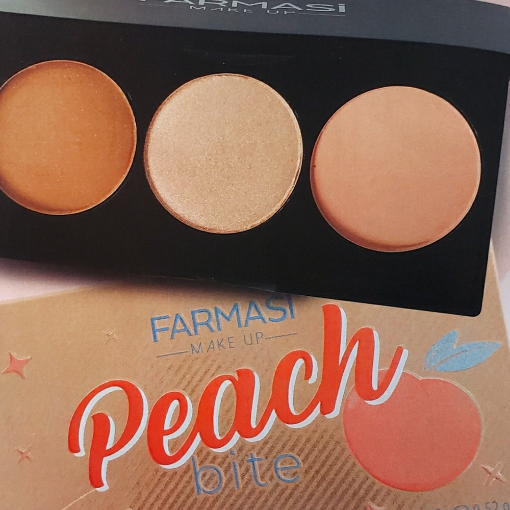 Peach Bite pallette